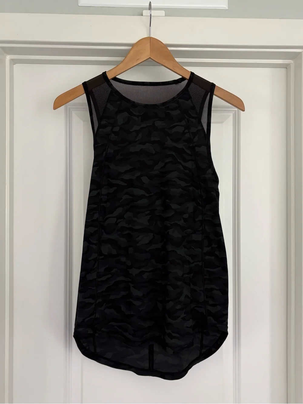 Lululemon Sculpt Dark Camo Tank Top 8